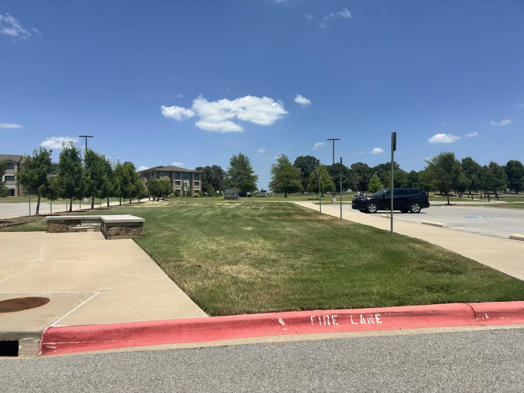 Commercial landscaping